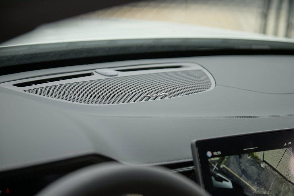 New 2026 Volvo XC90 B6 Plus w/ Protection Package Premier image 15