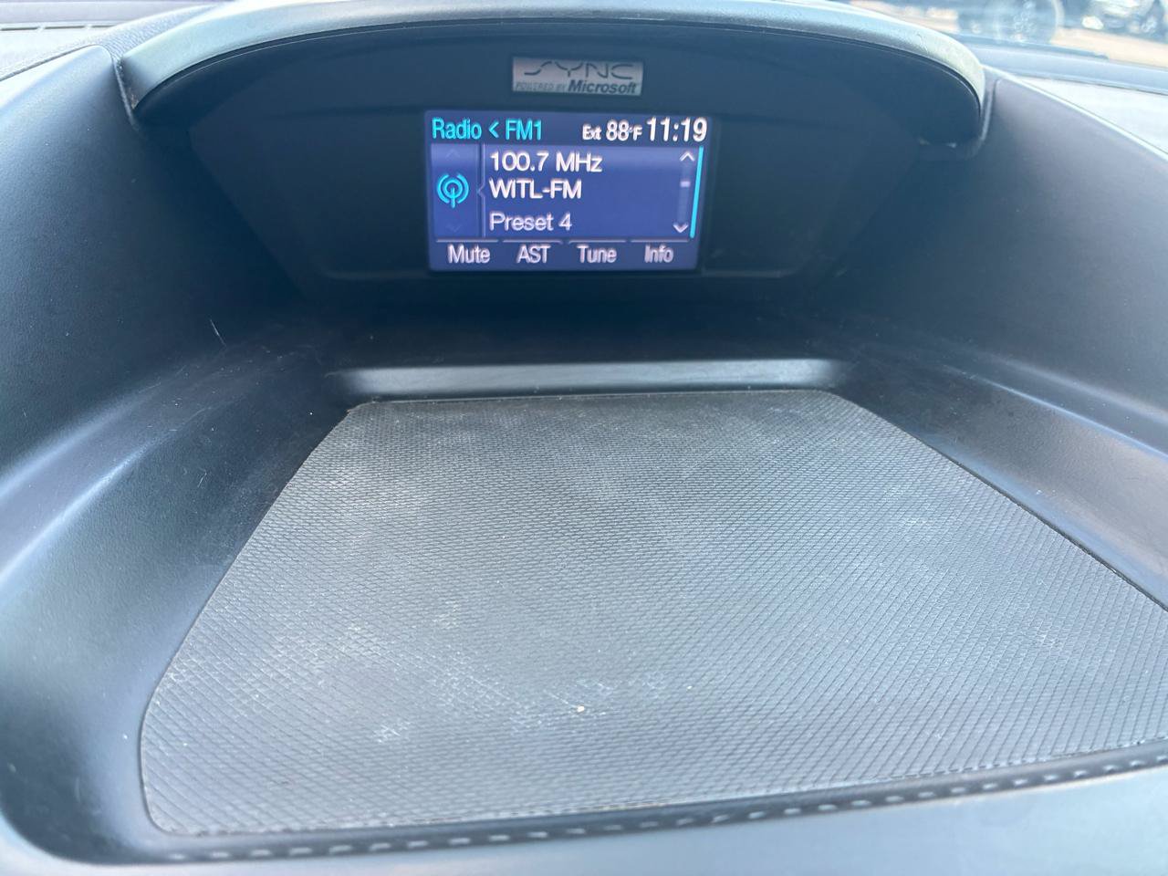 Used 2013 Ford Escape SE FWD image 20