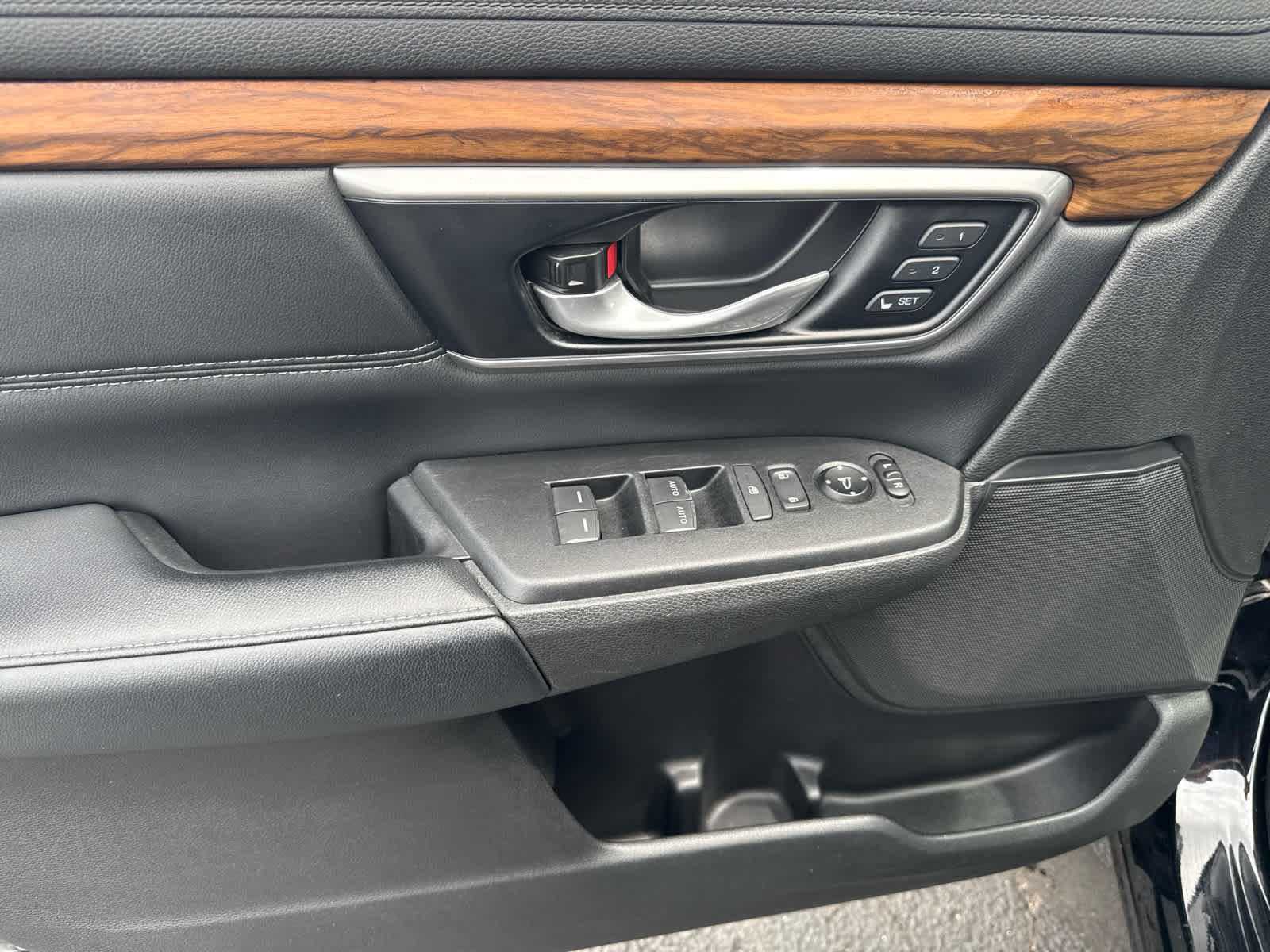 Used 2021 Honda CR-V Touring image 13