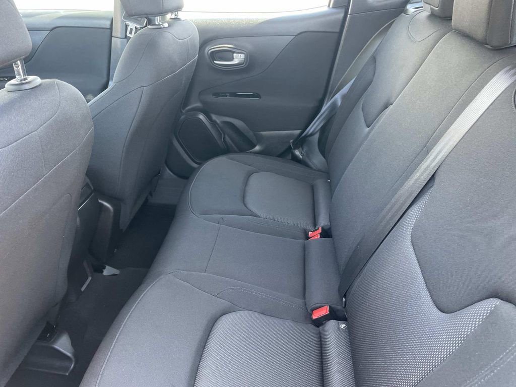 Used 2021 Jeep Renegade Sport image 24