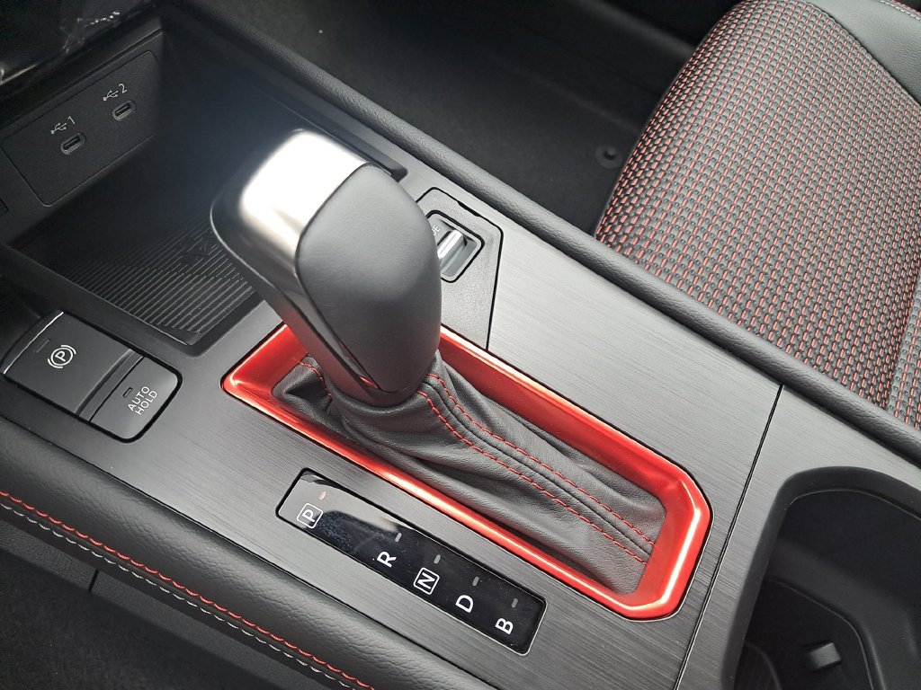 New 2026 Nissan Kicks SR w/ SR Premium Package FWD image 47