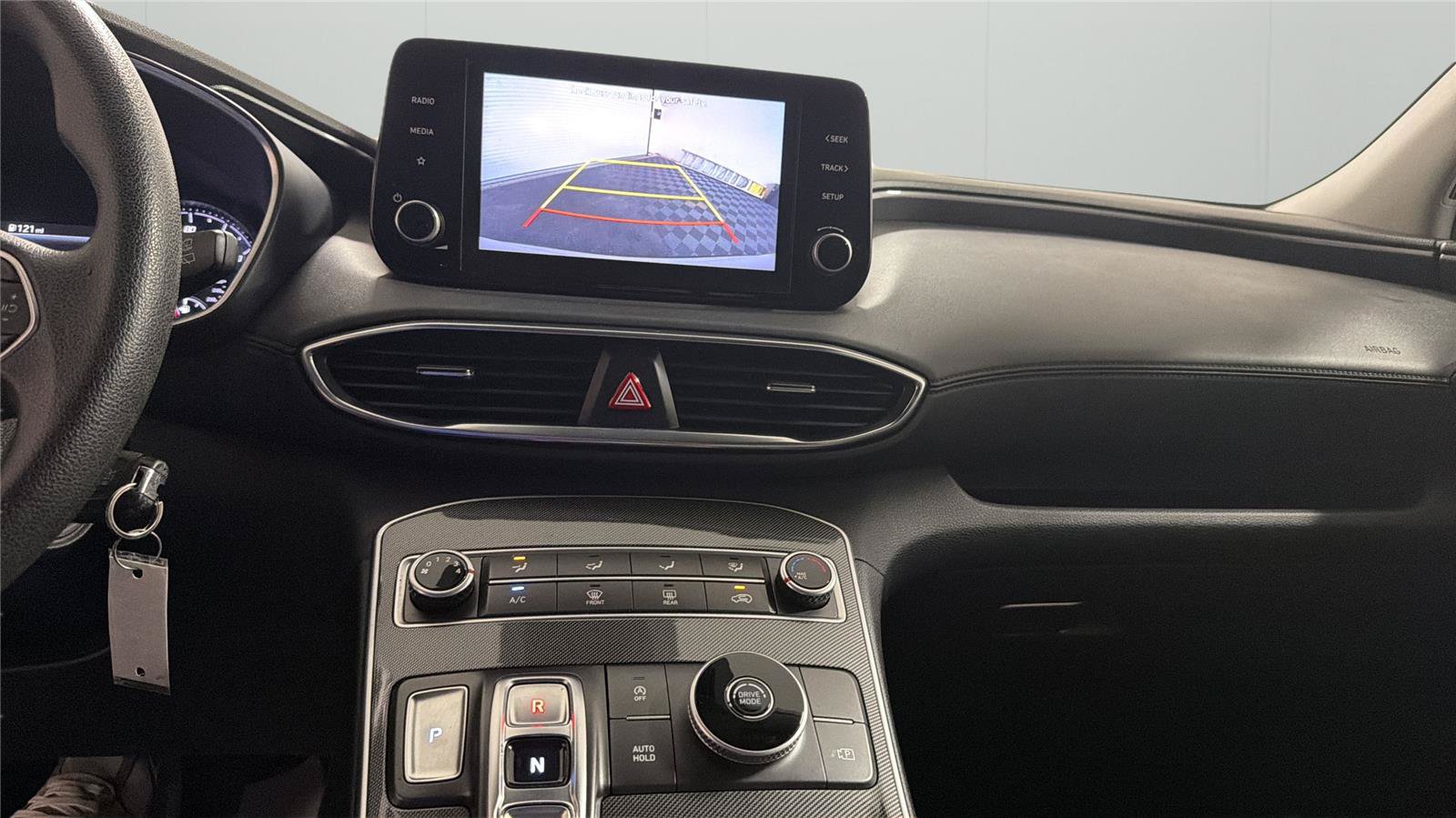 Used 2021 Hyundai Santa Fe SE FWD image 17