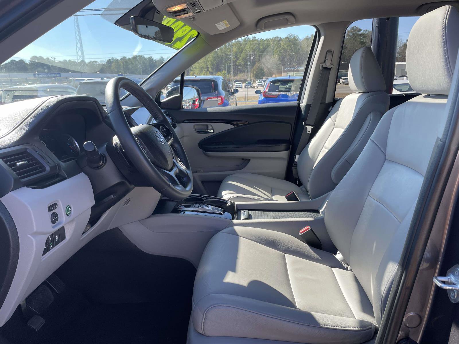 Certified 2022 Honda Pilot Touring image 11