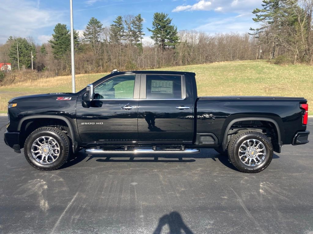New 2026 Chevrolet Silverado 2500 LT w/ Z71 Chrome Sport Edition image 4