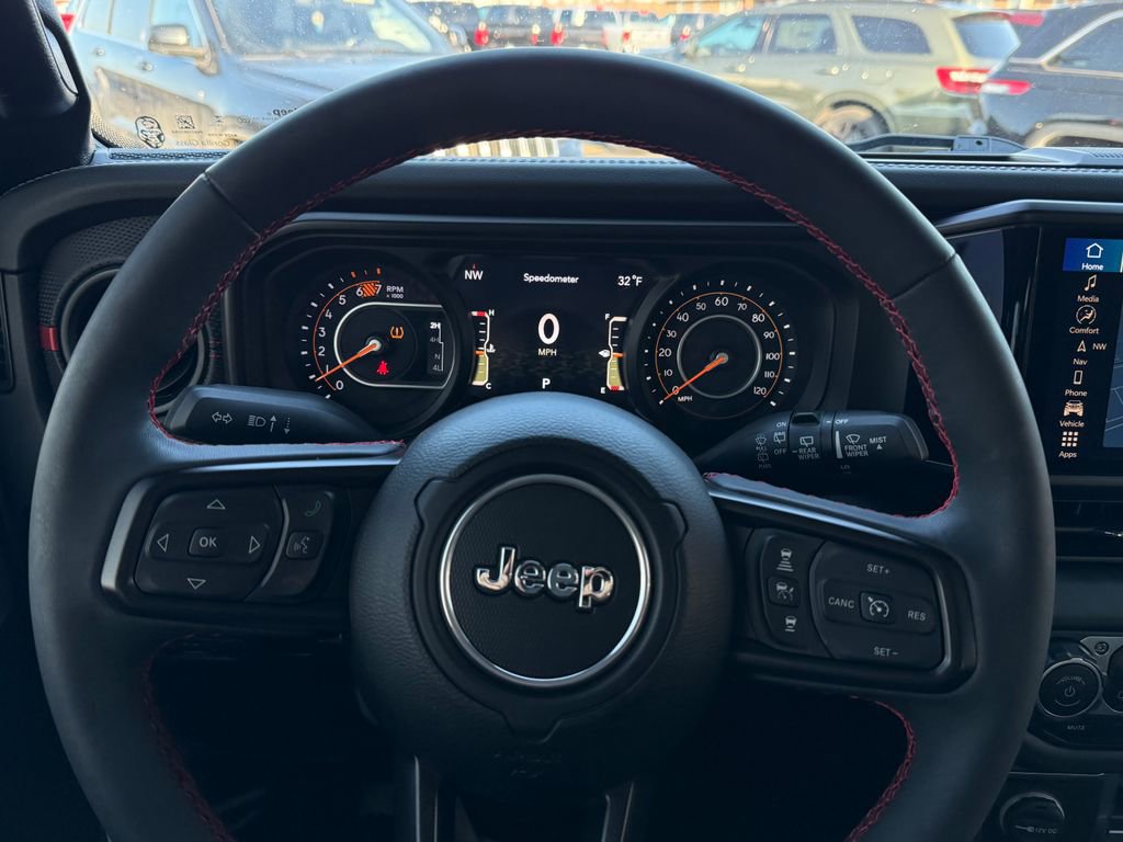 Used 2024 Jeep Wrangler Unlimited Rubicon w/ Technology Group image 23