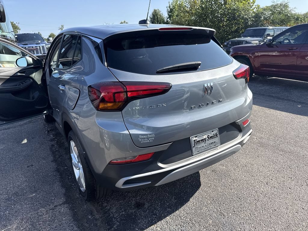 Certified 2026 Buick Encore GX Preferred FWD image 33