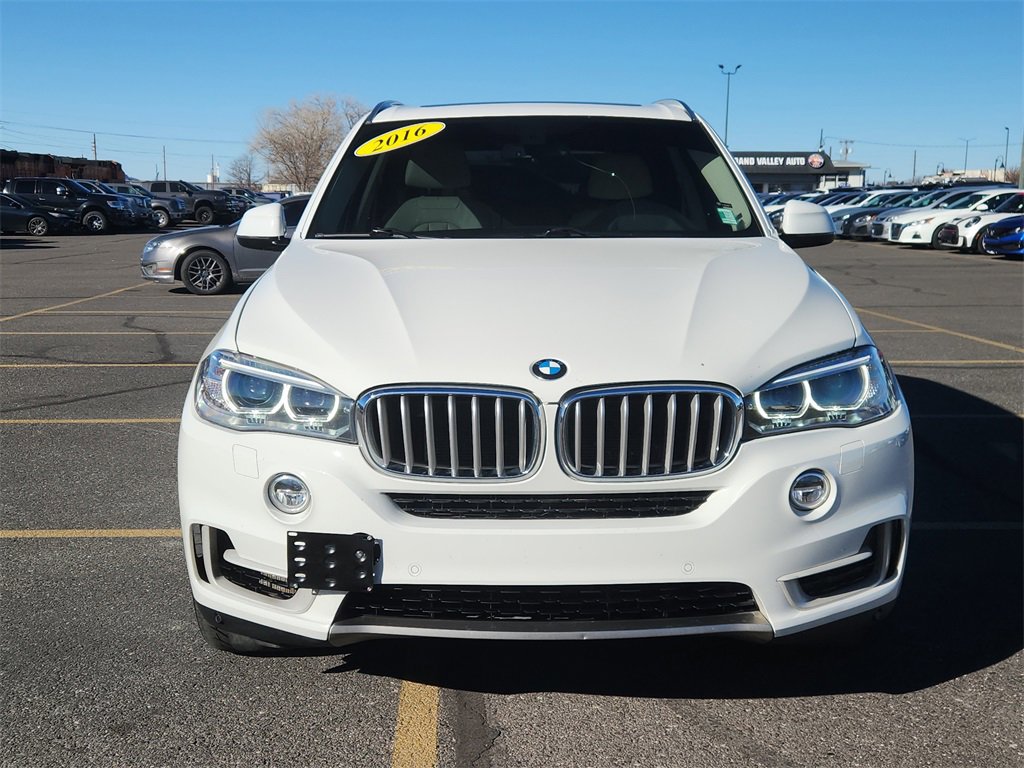 Used 2016 BMW X5 xDrive50i w/ Executive Package image 6