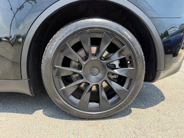 Used 2023 Tesla Model Y Long Range AWD/4WD image 8