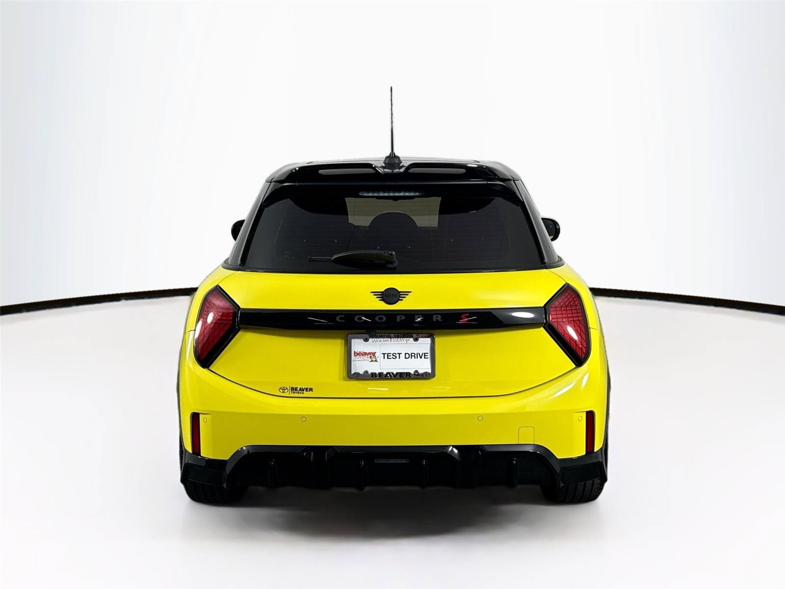 Used 2025 MINI Cooper S FWD image 12