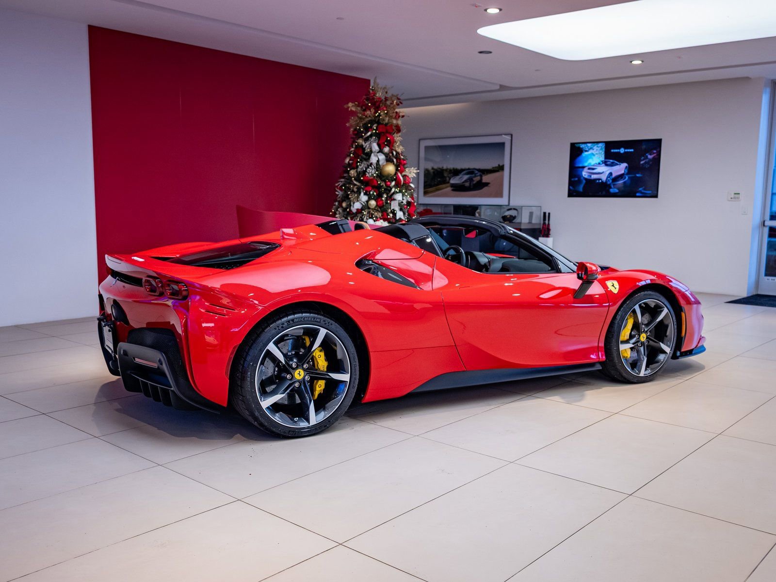 Certified 2025 Ferrari SF90 Spider image 6