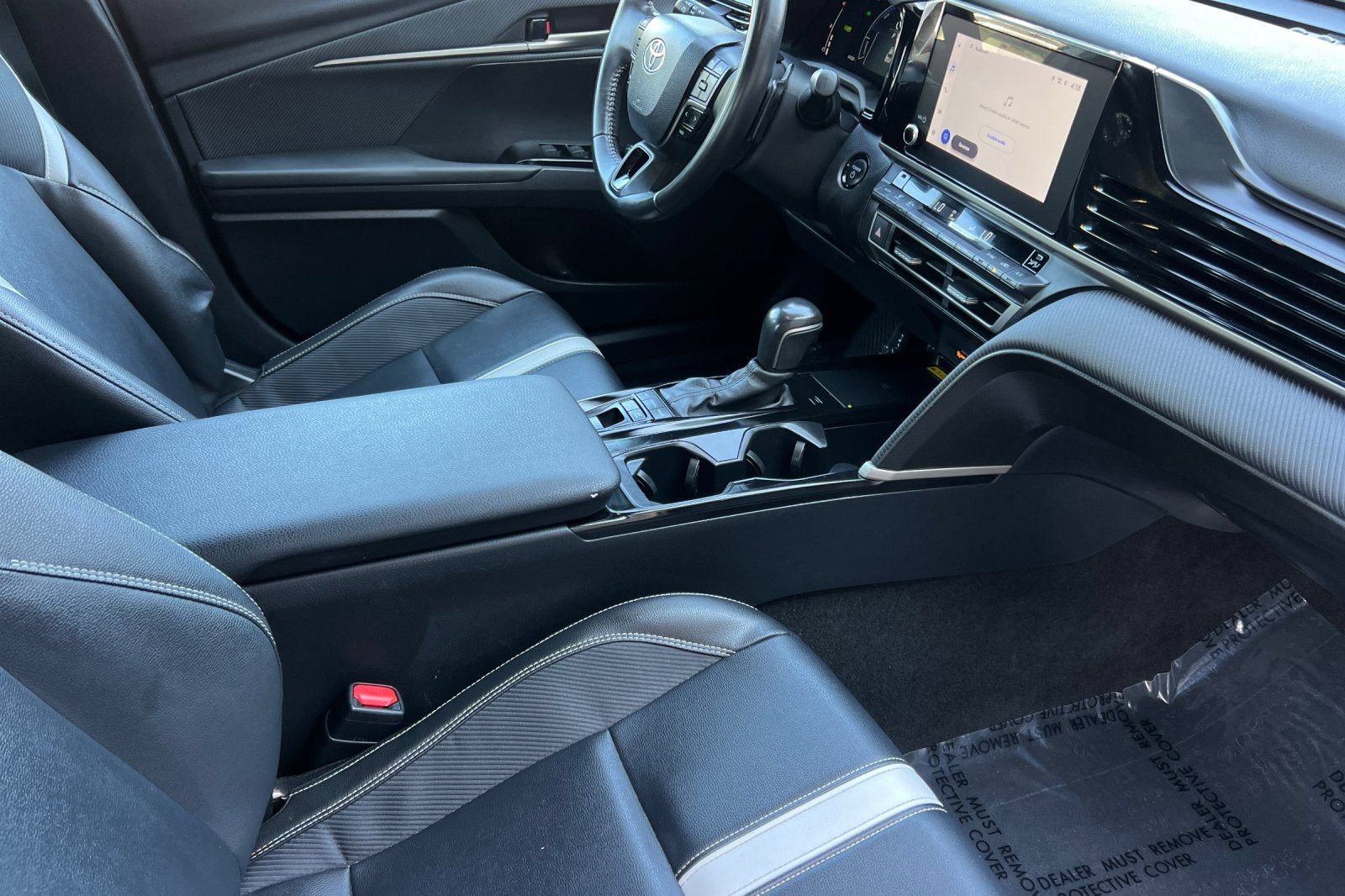 Certified 2025 Toyota Camry SE FWD image 19