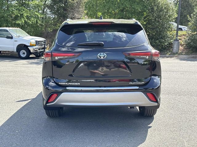 Used 2026 Toyota Highlander Platinum AWD/4WD image 3