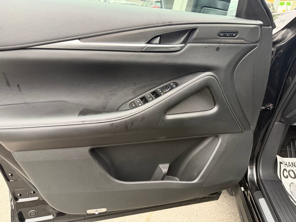 Used 2024 INFINITI QX60 Luxe AWD/4WD image 14