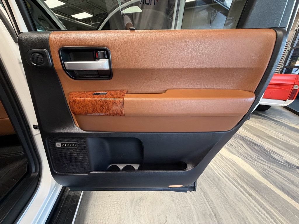 Used 2018 Toyota Sequoia Platinum AWD/4WD image 56