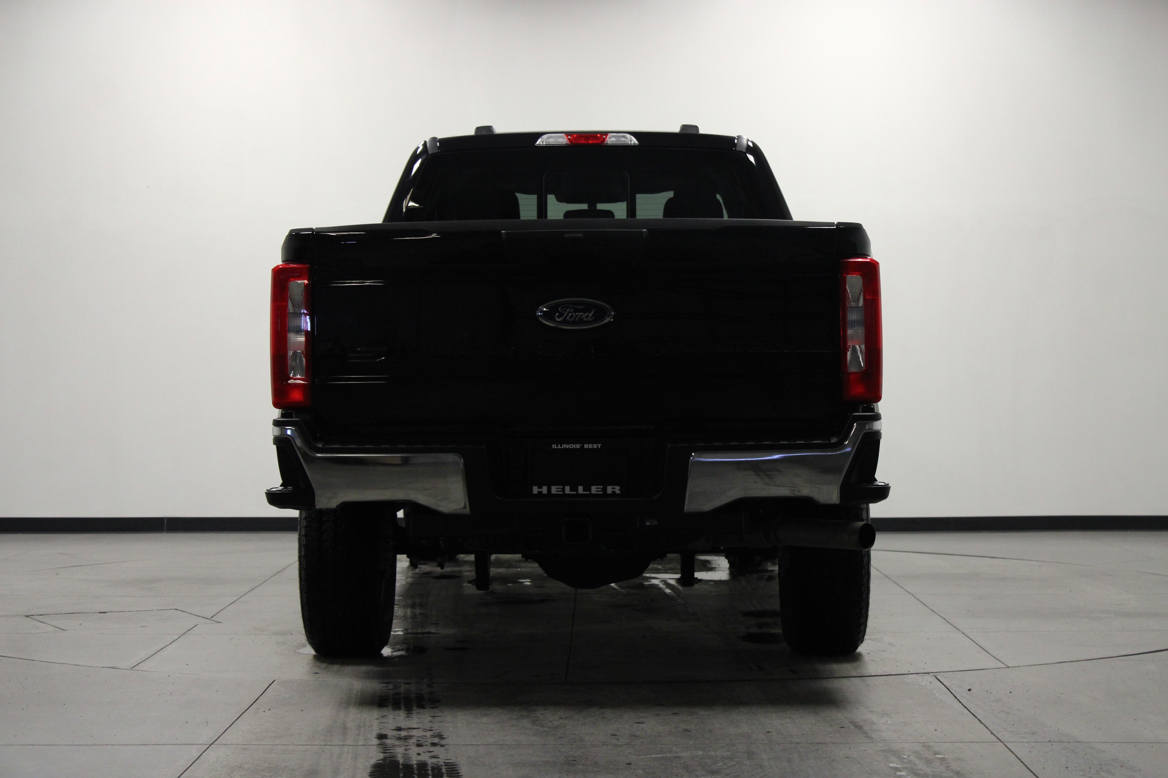 Used 2025 Ford F250 XLT image 5