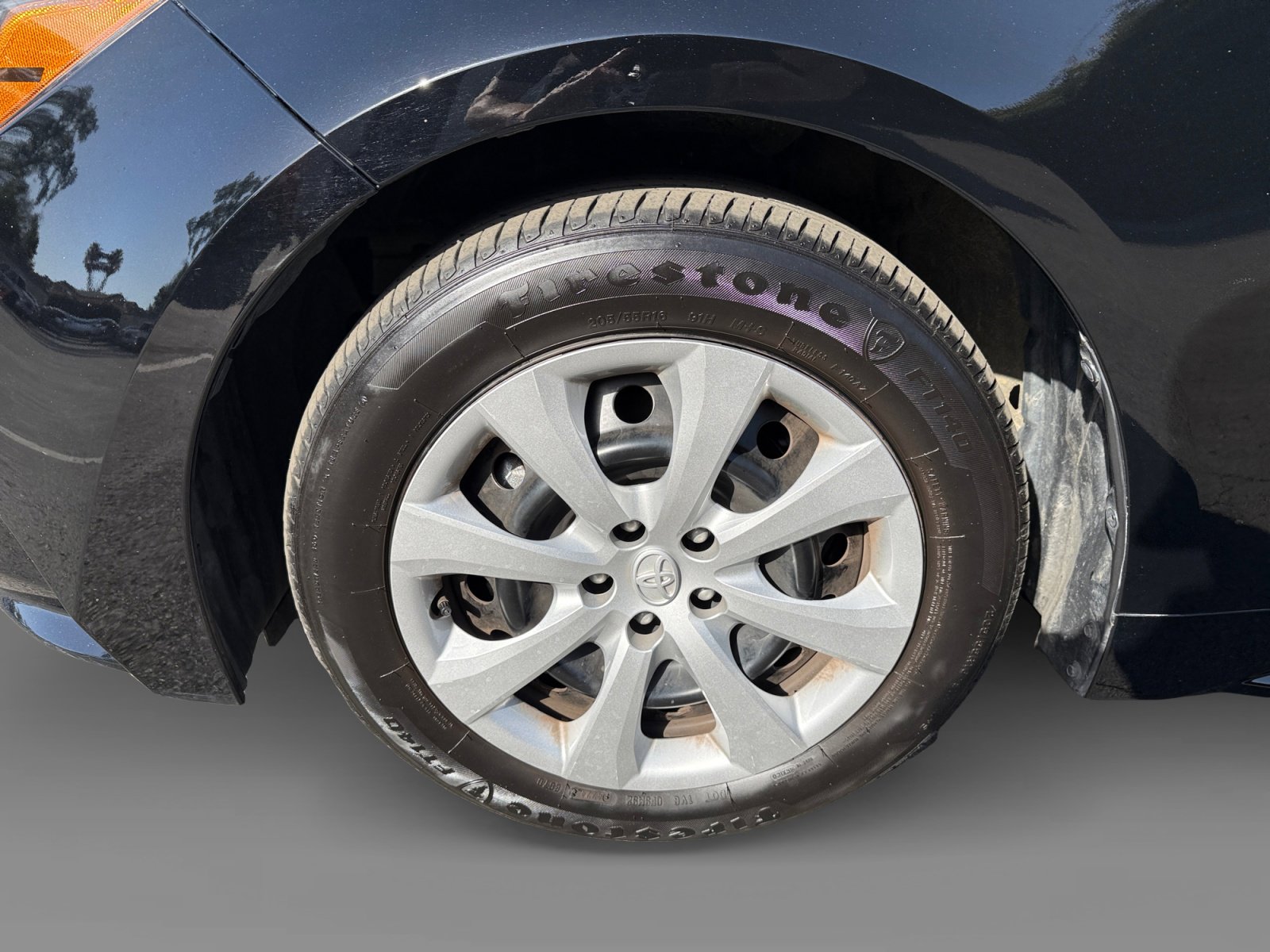 Used 2025 Toyota Corolla LE image 9