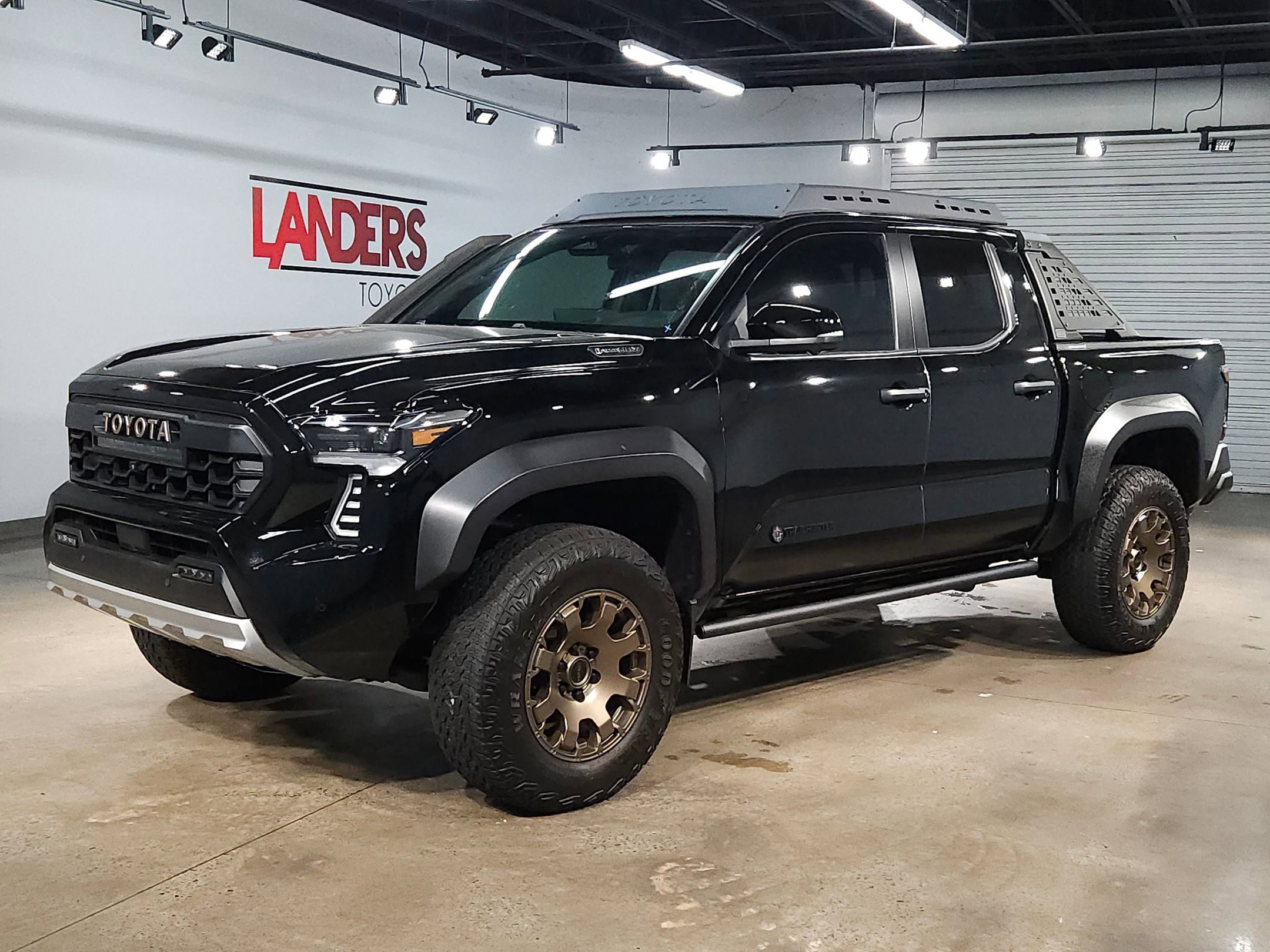 Used 2024 Toyota Tacoma 4x4 Double Cab Hybrid image 3