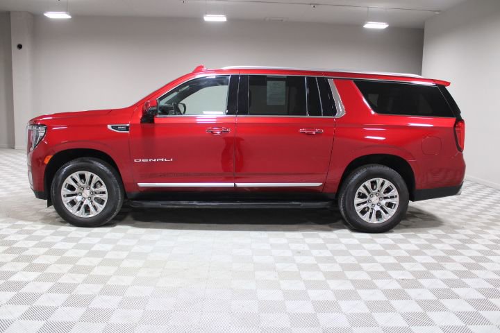 Used 2024 GMC Yukon XL Denali w/ Max Trailering Package image 8