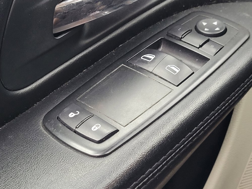 Used 2015 Dodge Grand Caravan SE w/ Quick Order Package 29E SE FWD image 27