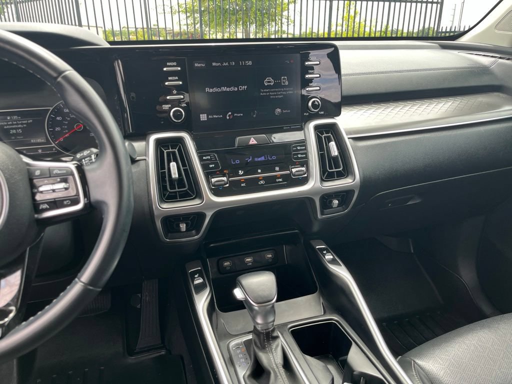 Used 2021 Kia Sorento S AWD/4WD image 18