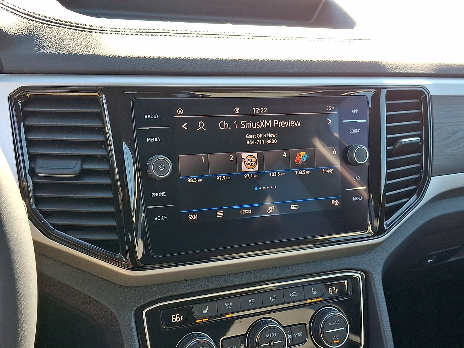 Used 2022 Volkswagen Atlas SE FWD image 19