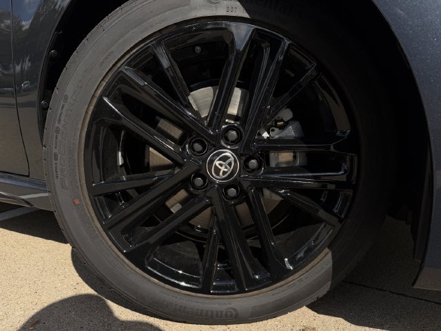 New 2026 Toyota Camry SE w/ Convenience Package FWD image 9