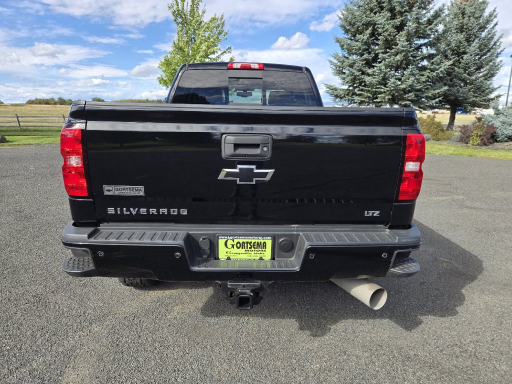 Used 2018 Chevrolet Silverado 3500 LTZ image 6
