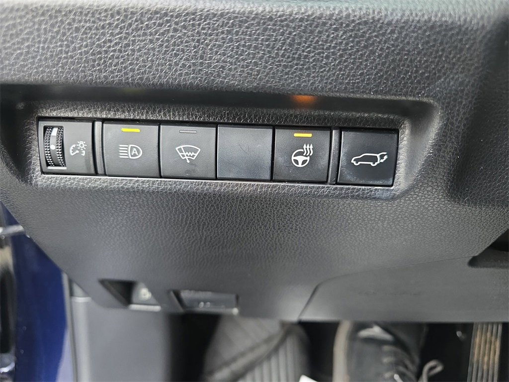 Used 2019 Toyota RAV4 XSE image 30