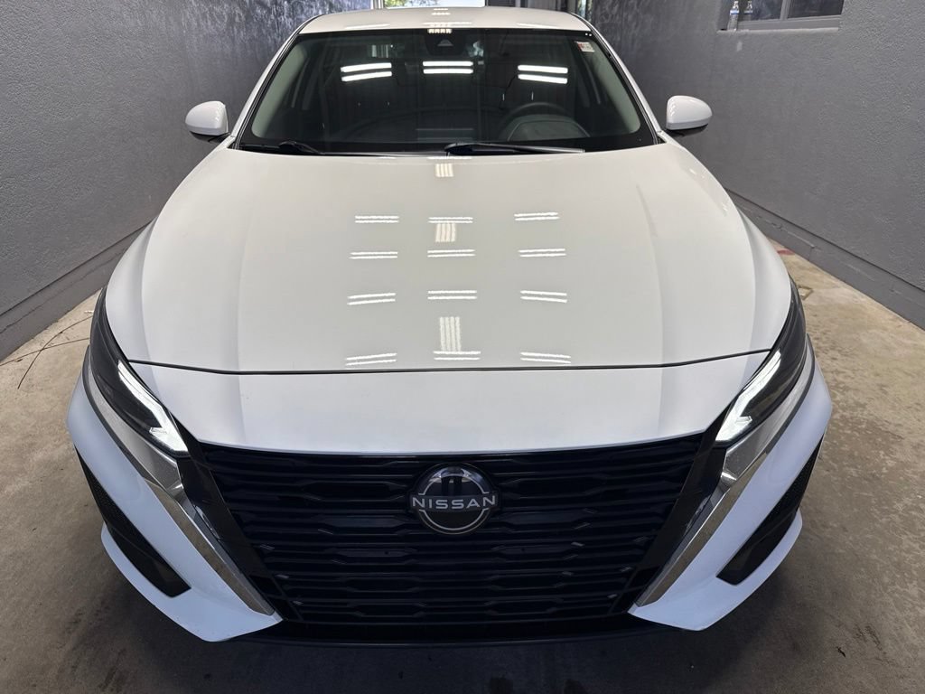 Used 2023 Nissan Altima 2.5 S FWD image 5