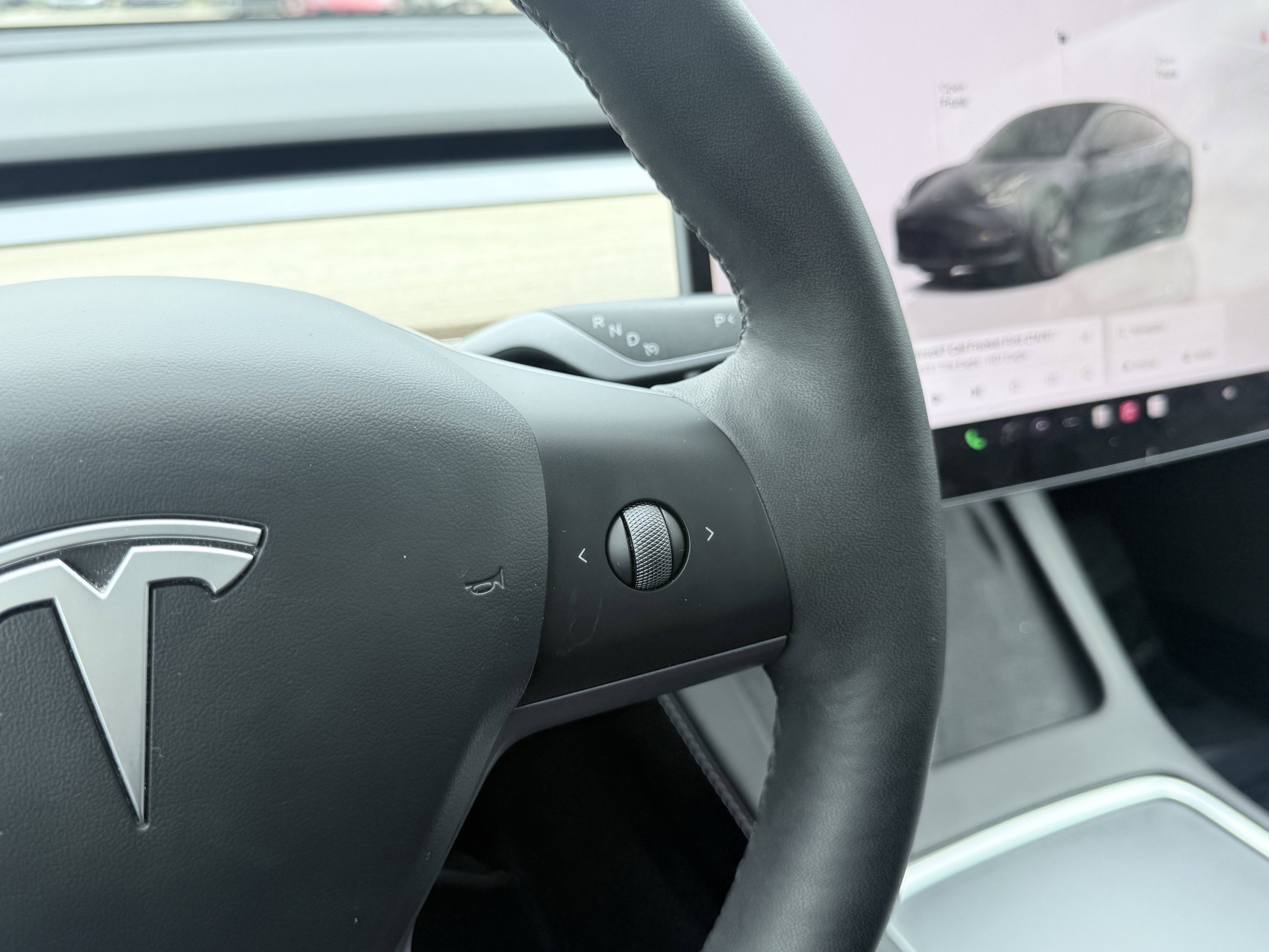 Used 2023 Tesla Model 3 Standard Range image 62