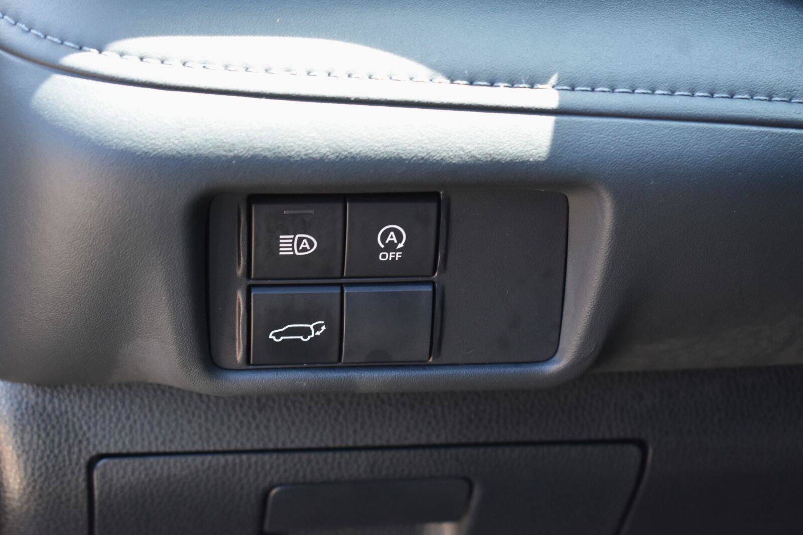 Used 2024 Toyota Highlander LE AWD/4WD image 24