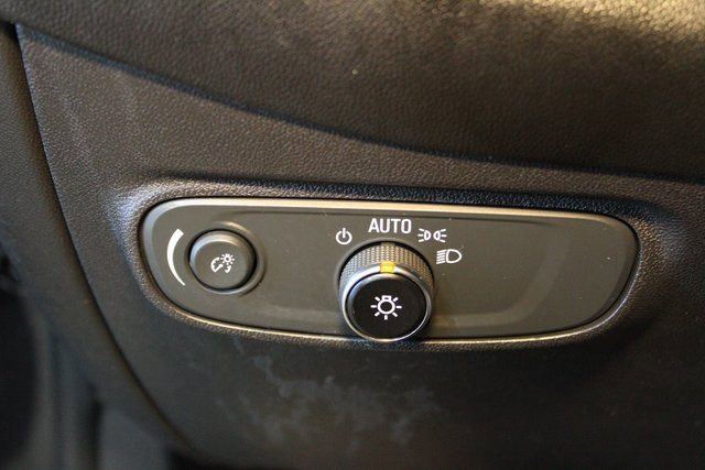 Used 2022 Chevrolet Equinox RS AWD/4WD image 21