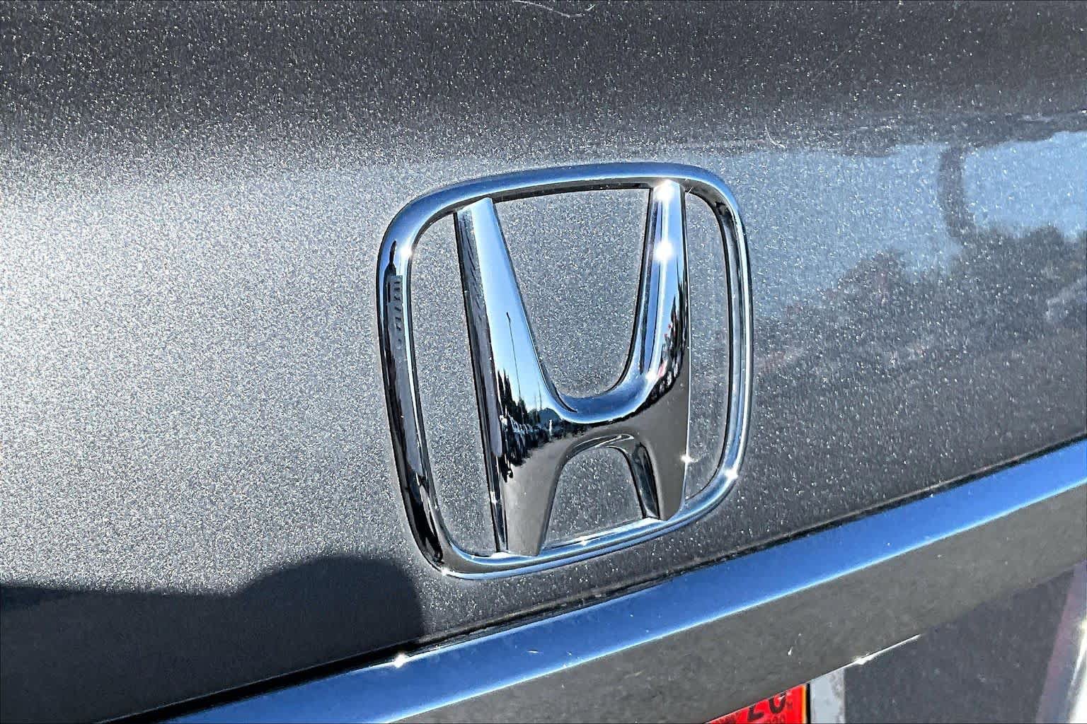 Used 2013 Honda Civic LX image 9