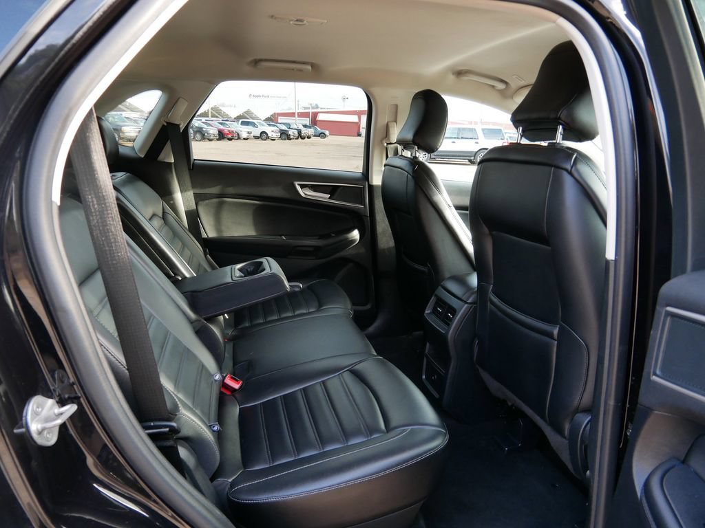 Certified 2024 Ford Edge SEL AWD/4WD image 9