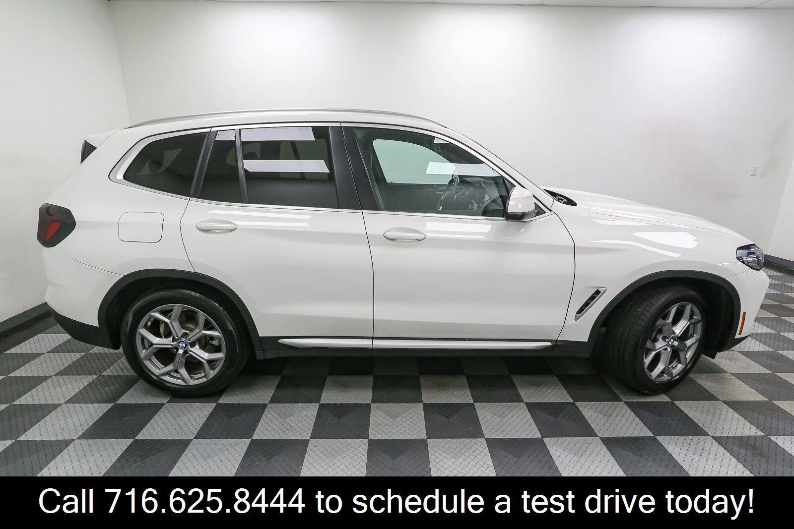 Used 2024 BMW X3 xDrive30i AWD/4WD image 7