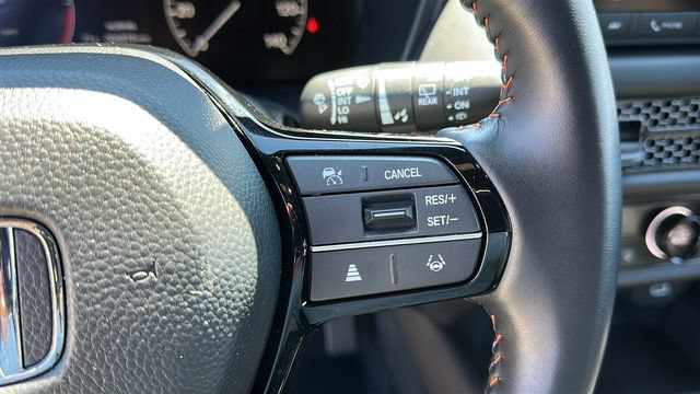 Used 2025 Honda HR-V Sport image 13