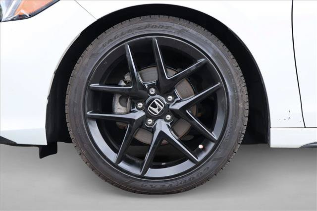Used 2025 Honda Civic Sport image 9