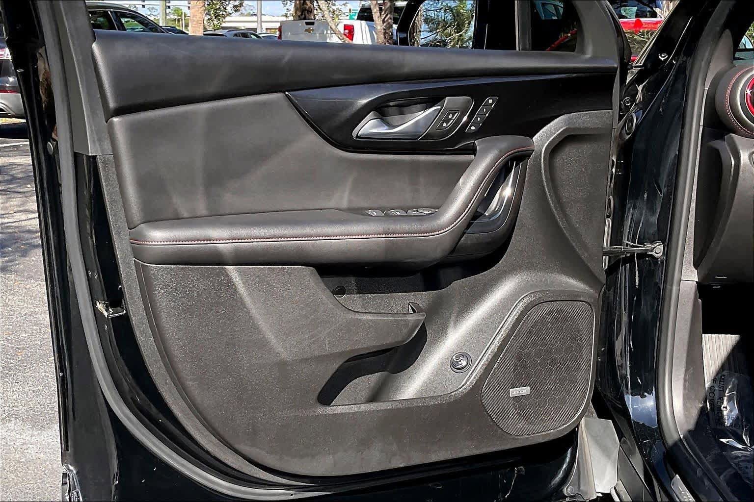 Used 2022 Chevrolet Blazer RS w/ Enhanced Convenience Package image 24