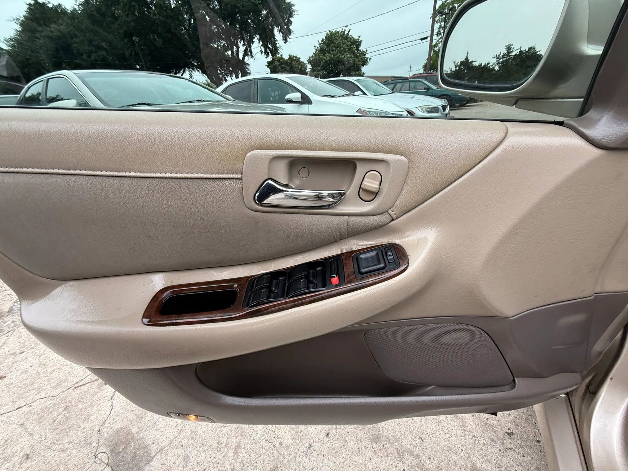 Used 2000 Honda Accord EX image 19