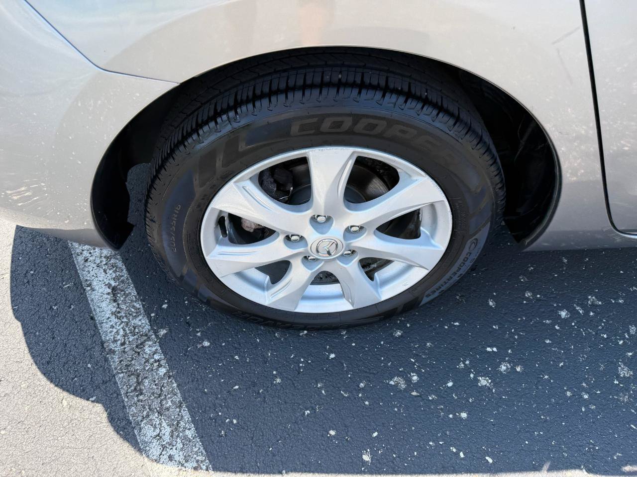 Used 2010 MAZDA MAZDA3 i Touring FWD image 25