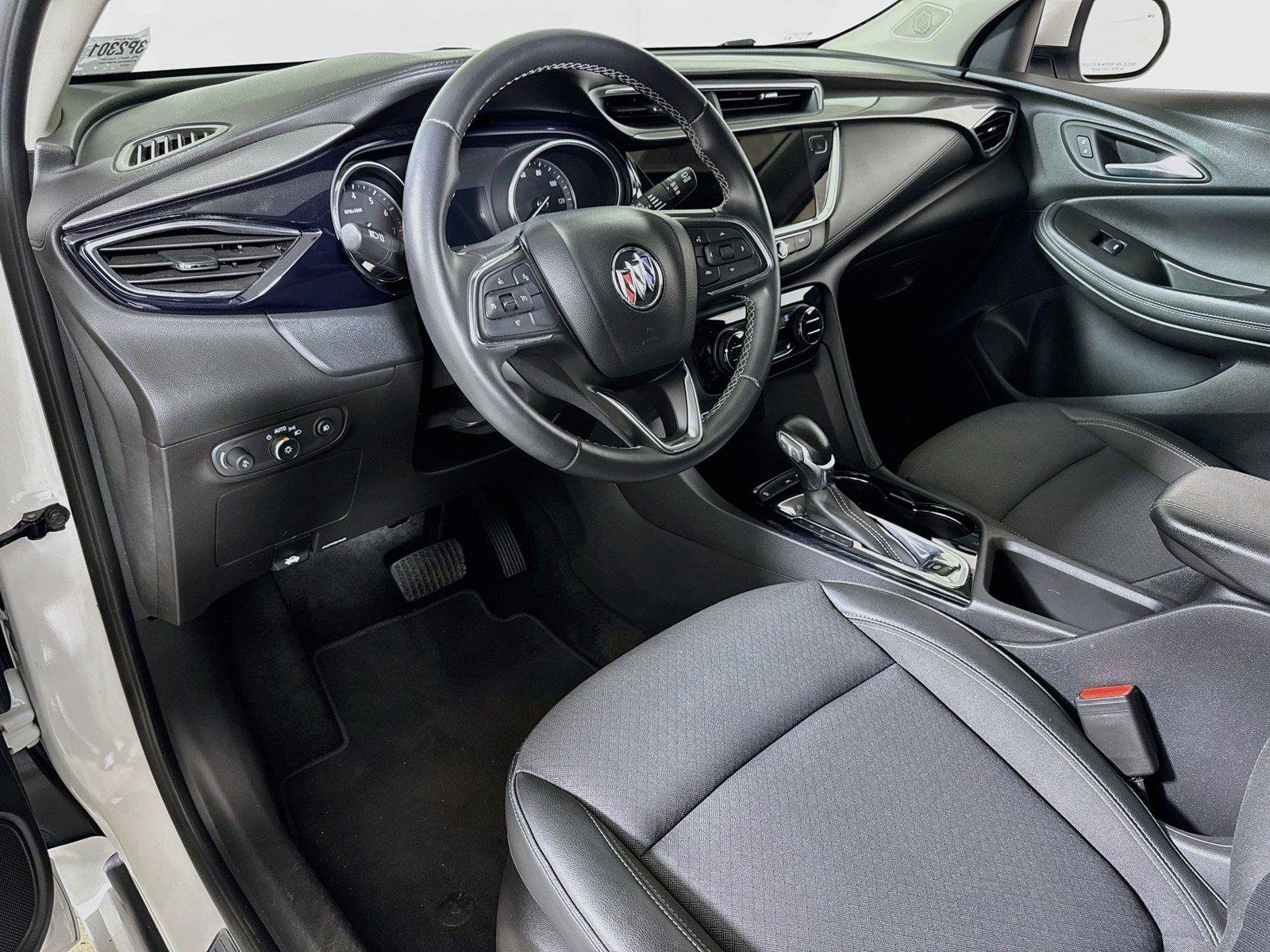 Used 2023 Buick Encore GX Select w/ Sport Touring Package FWD image 7