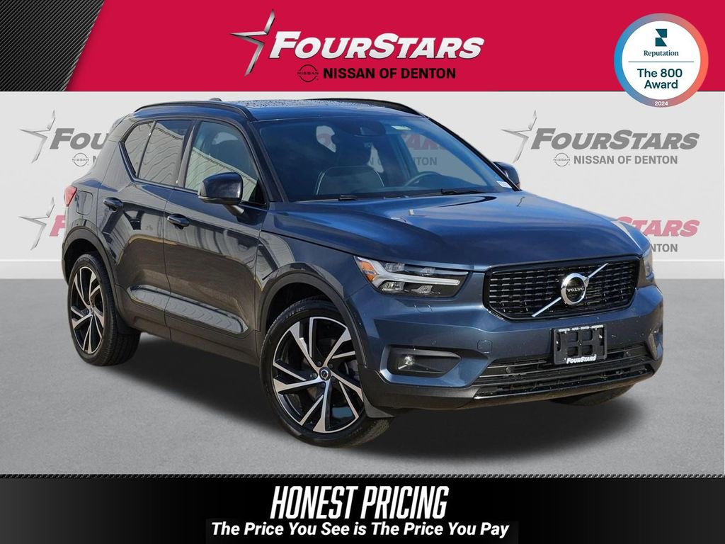 Used 2022 Volvo XC40 T5 R-Design w/ Climate Package image 1
