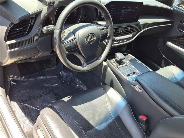 Used 2022 Lexus LS 500 w/ Accessory Package (Z2) RWD image 10