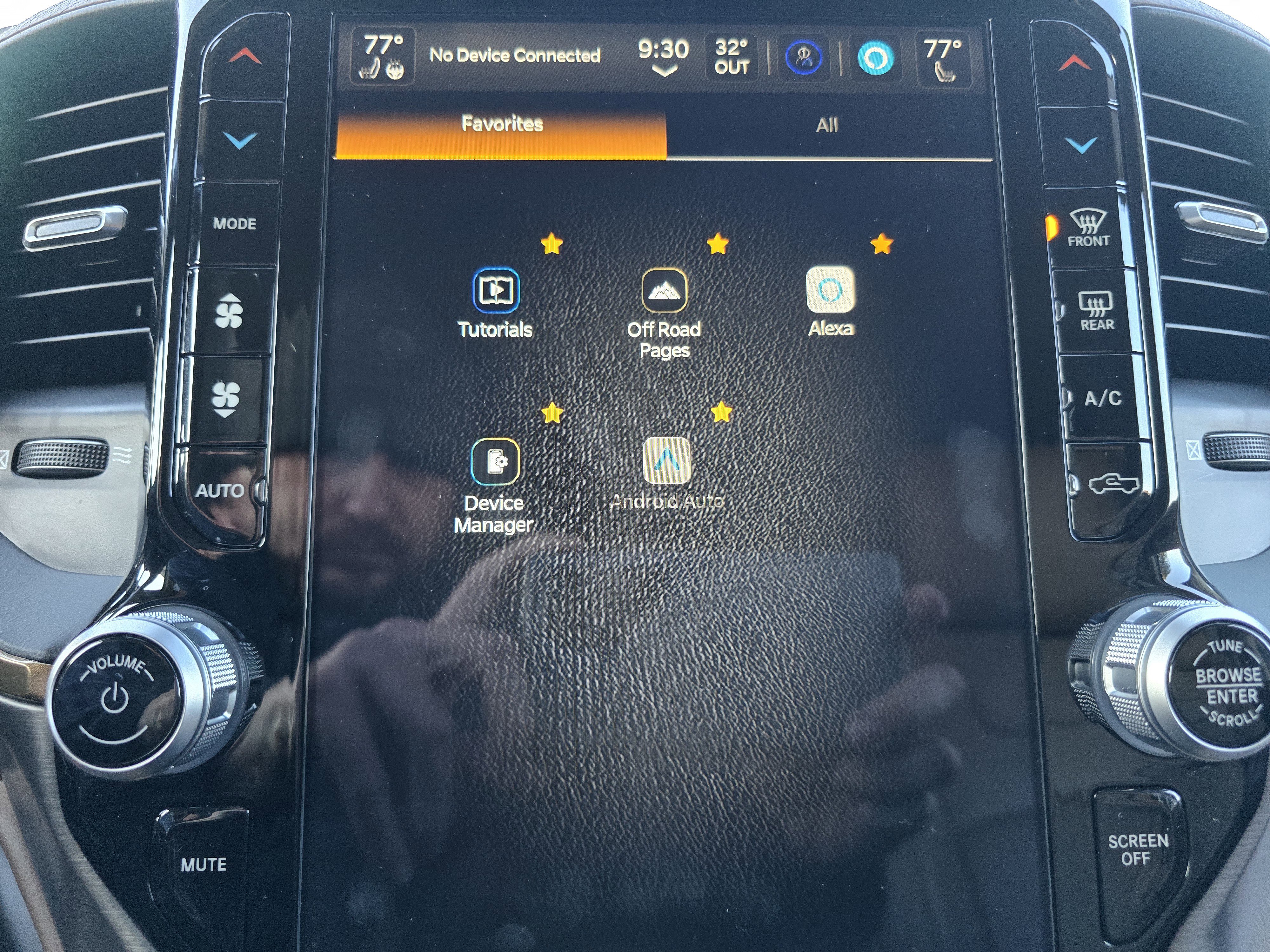 Used 2024 RAM 3500 Limited image 30