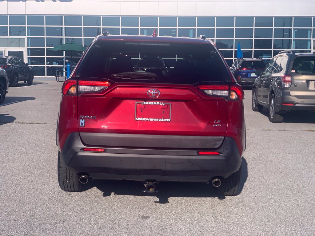 Used 2021 Toyota RAV4 LE AWD/4WD image 5
