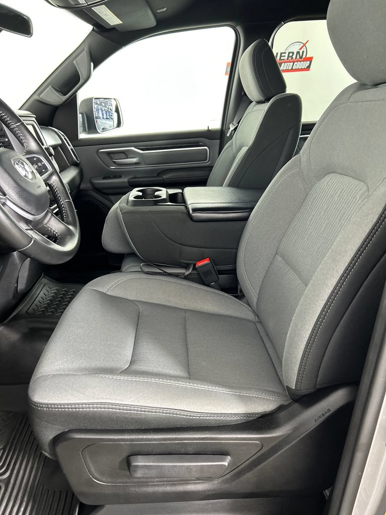 Used 2022 RAM 1500 Big Horn AWD/4WD image 13