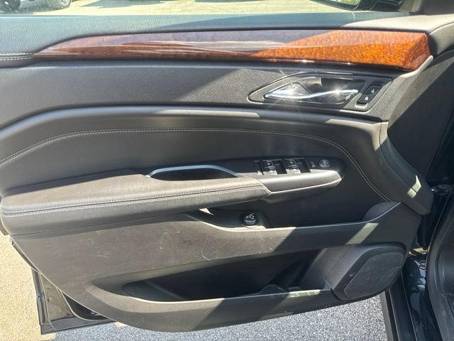 Used 2014 Cadillac SRX Luxury AWD/4WD image 16