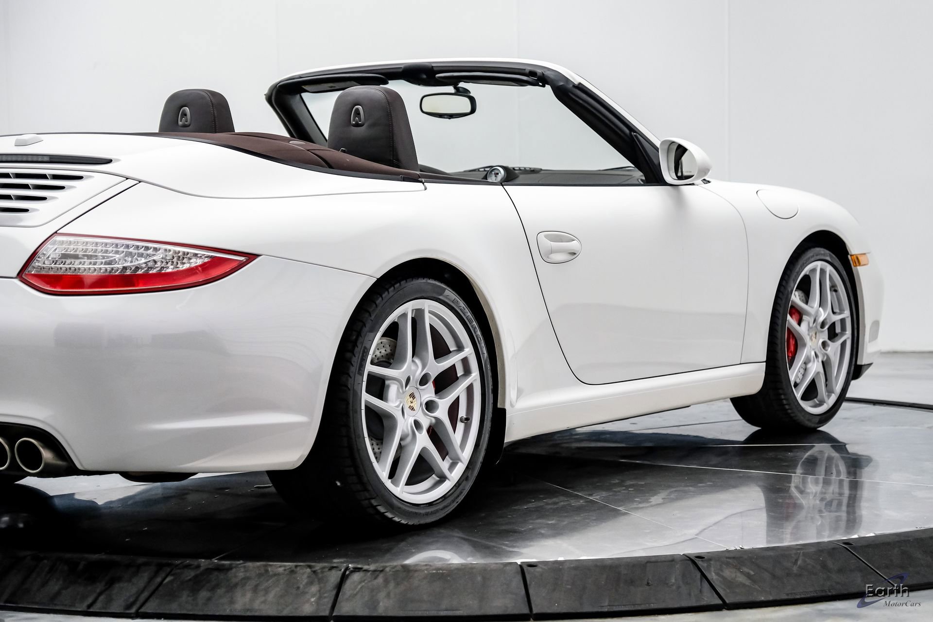 Used 2011 Porsche 911 Carrera S RWD image 24
