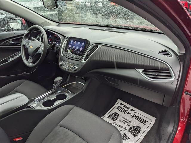 Used 2024 Chevrolet Malibu LT image 19
