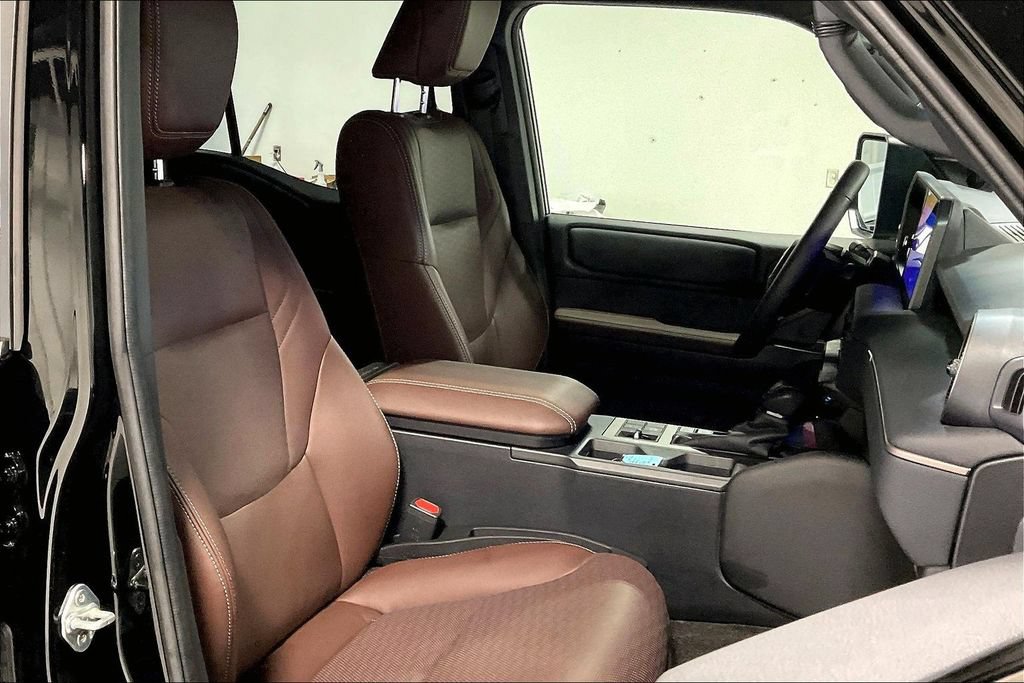 Used 2025 Toyota Land Cruiser w/ Premium Package AWD/4WD image 9